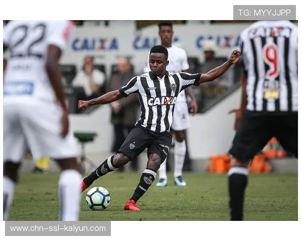 史蒂夫加西亚头条主赛火力全开首秀惊艳KO强势夺胜 史蒂夫加西亚头条主赛火力全开首秀惊艳KO强势夺胜