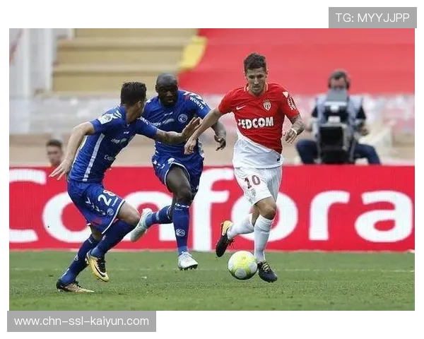 摩纳哥0-1不敌巴黎FC,升班马客场爆冷取胜 摩纳哥0-1不敌巴黎FC,升班马客场爆冷取胜