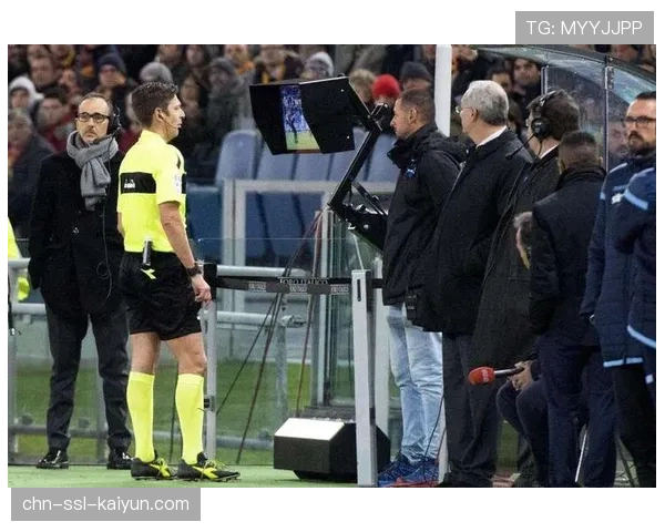 法甲裁判委员会讨论VAR语音播报试验效果，考虑全面推广